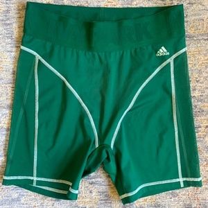 IVY PARK green cycling shorts, M